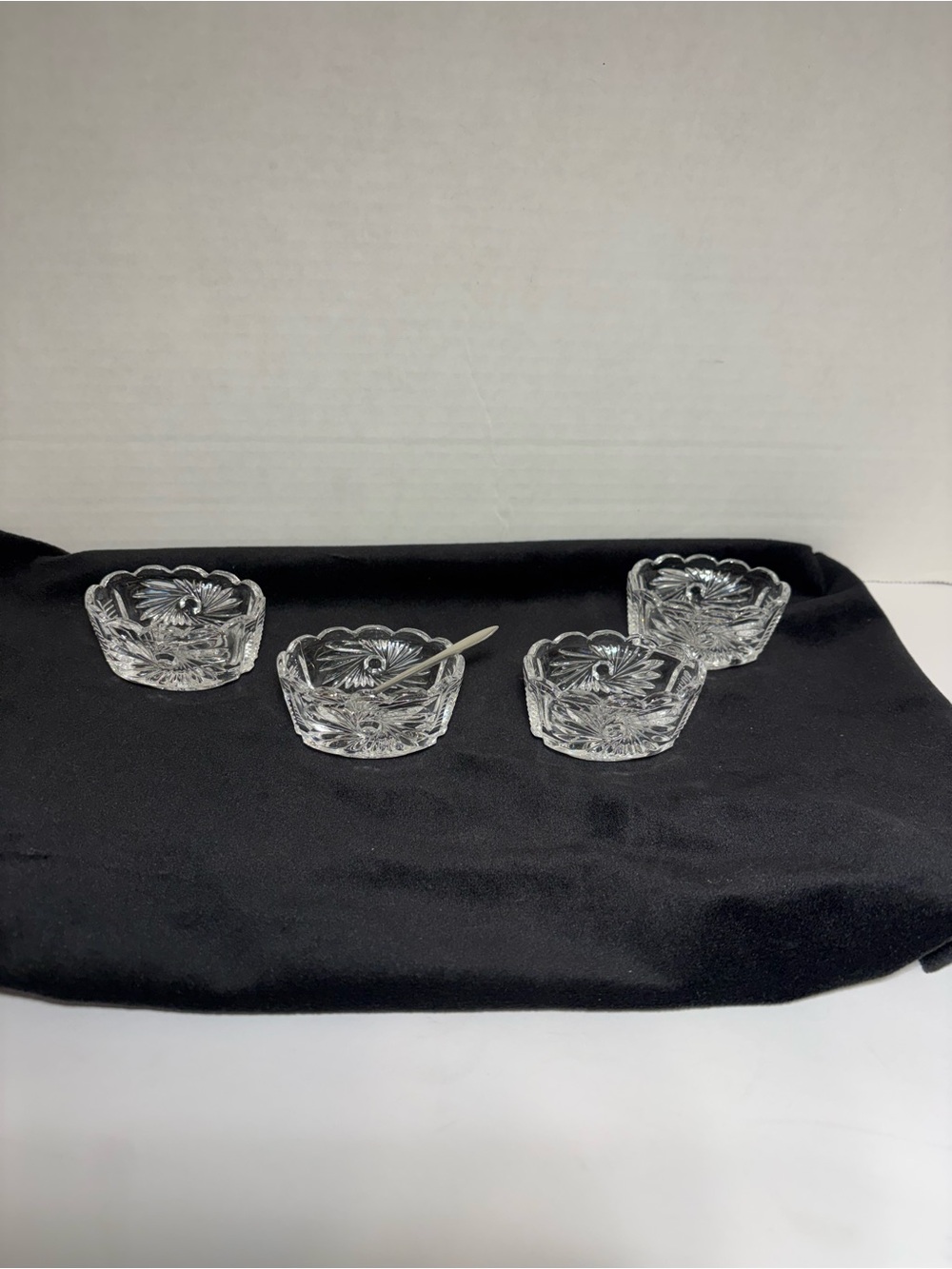 Crystal Salt Cellars With Shirley Spoon Set Of 4 Pinwheel Design VTG Dining Home